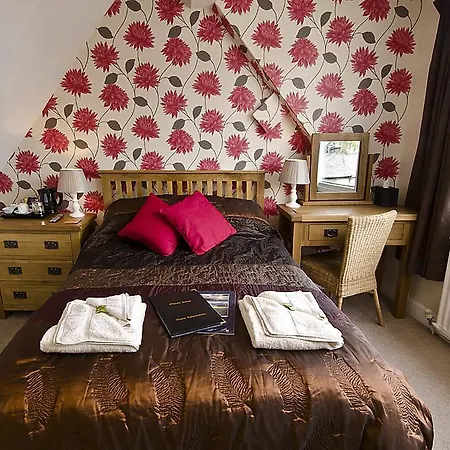 Guest house Oldfield House 2*